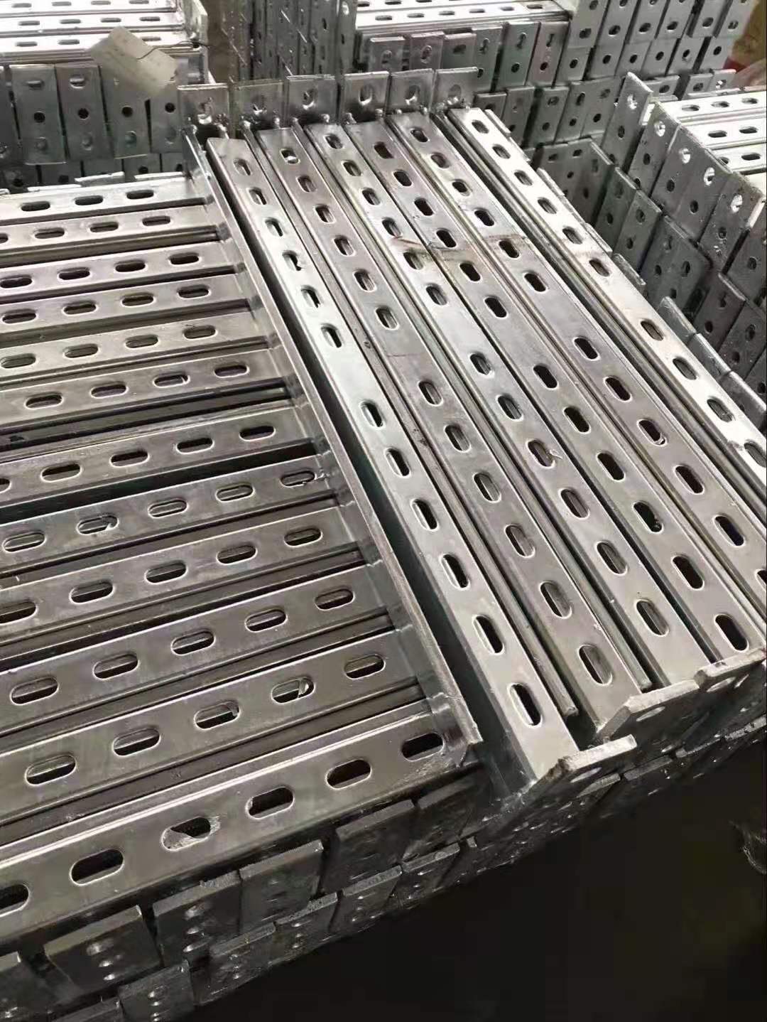 農(nóng)光互補光伏支架用途