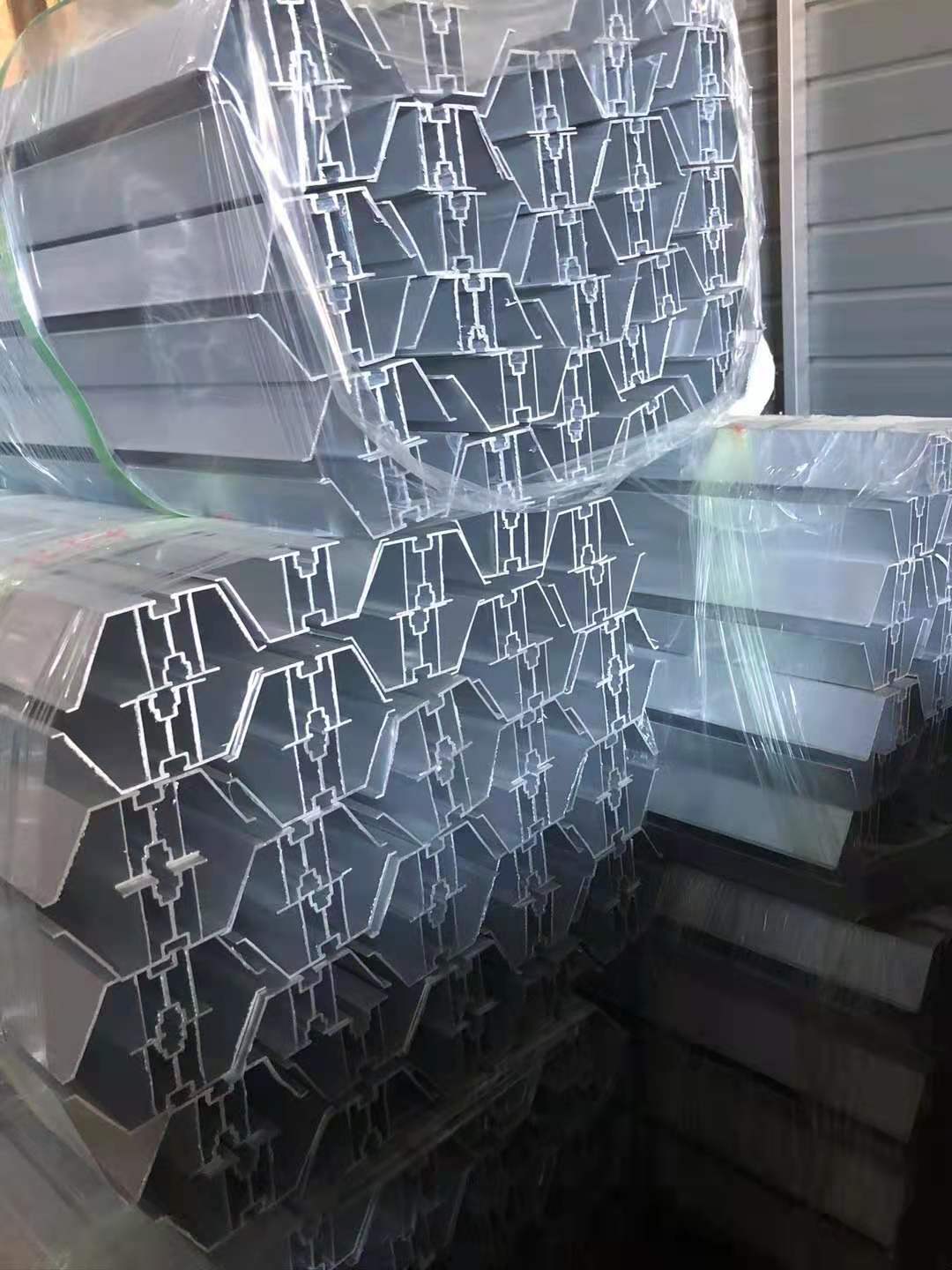 漁光互補光伏支架應(yīng)用領(lǐng)域